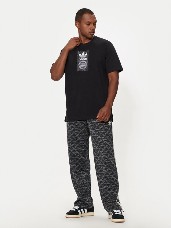 adidas T Shirt Camo Label IZ2516 Schwarz Regular Fit Modivo