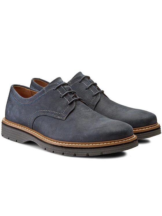 Clarks Po buty Newkirk Plain 261105647 Granatowy Modivo.pl