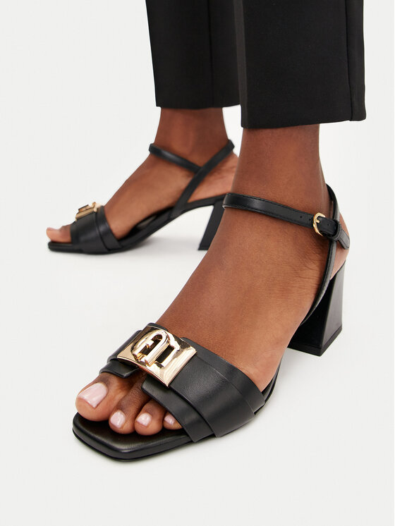 Furla Furla Sandalen YH70FZE-Y62000-O6000 Schwarz