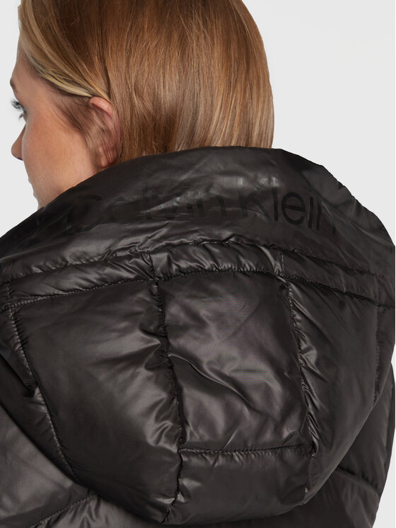 Calvin Klein Calvin Klein Vatovaná bunda Essential K20K204952 Černá Regular Fit