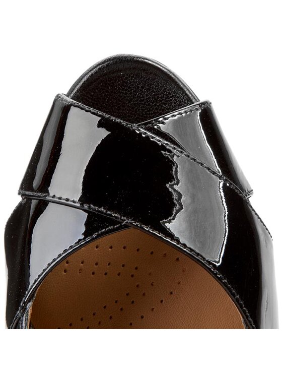 Clarks Sanda y Delsie Kala 261060775 Czarny Modivo.pl