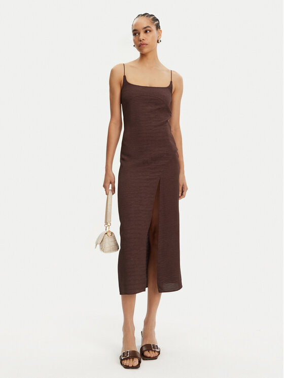 JACQUEMUS JACQUEMUS Koktélruha 25E251DR100-1713 Barna Regular Fit