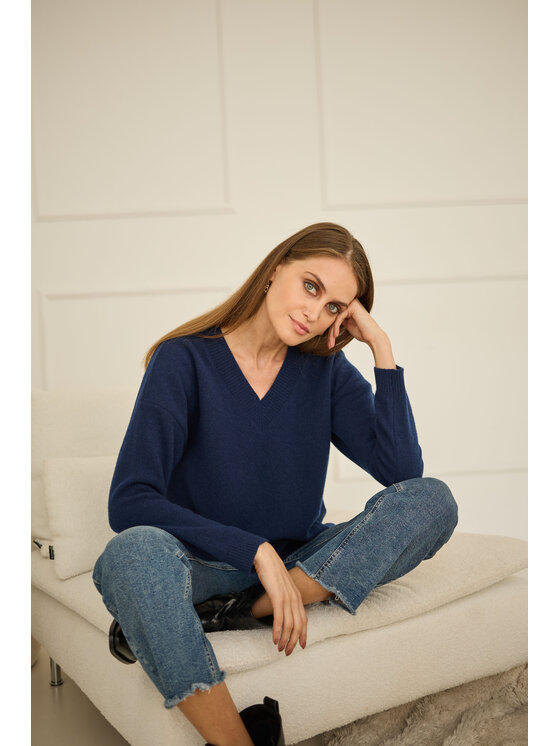 Entelier Entelier Sweter kaszmir dekolt w serek Granatowy Relaxed Fit
