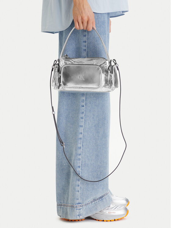 Calvin Klein Torebka Pocket Silver Nylon Small Bag LV04F3443G Srebrny