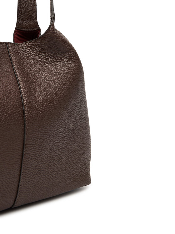 Coccinelle Coccinelle Ročna torba Hand Grained L E1 SHA 11 02 01 Rjava
