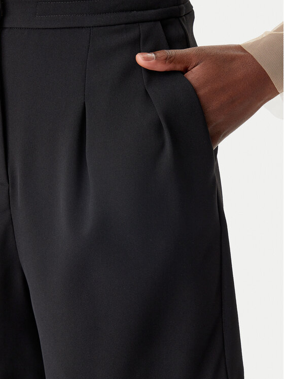 Patrizia Pepe Patrizia Pepe Pantaloncini di tessuto 8P0697/A545-K103 Nero Regular Fit