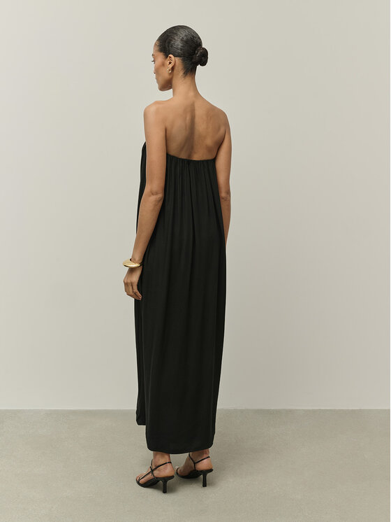 La Mania La Mania Sukienka codzienna FLAVIA Czarny Classic Fit