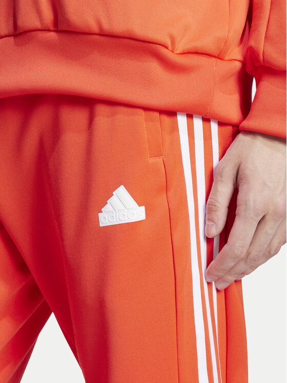 adidas adidas Spodnie dresowe House of Tiro IW3581 Pomarańczowy Regular Fit