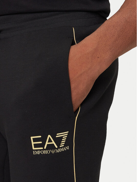 EA7 Emporio Armani EA7 Emporio Armani Spodnji del trenirke 7M000672 AF14146 UC001 Črna Slim Fit