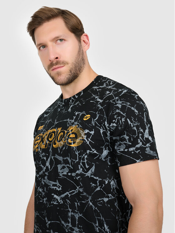 4F 4F T-Shirt MISSION READY Czarny Regular Fit