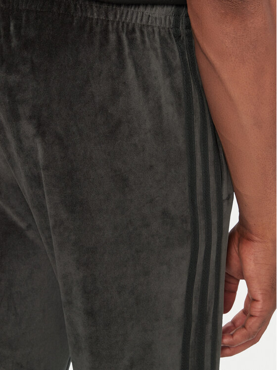 adidas adidas Παντελόνι φόρμας SST adicolor Velour JW8377 Μαύρο Regular Fit