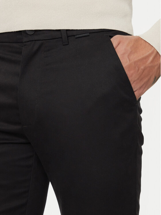 Calvin Klein Calvin Klein Chino K10K113429 Crna Slim Fit