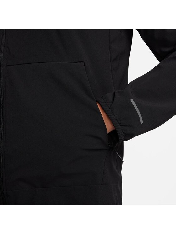 Nike Nike Kurtka do biegania Nike Unlimited Czarny Regular Fit