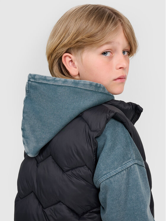4F 4F Kamizelka OUTERWEAR Czarny Regular Fit
