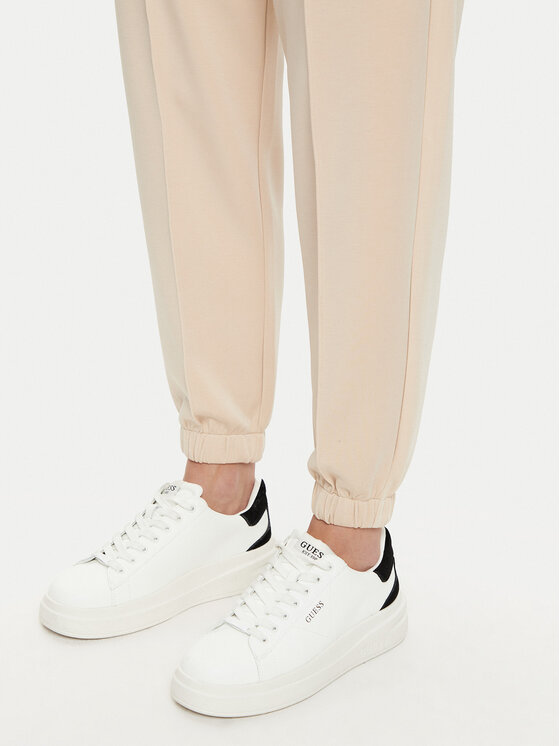 Guess Guess Jogginghose V5RB11 KCAY2 Beige Regular Fit