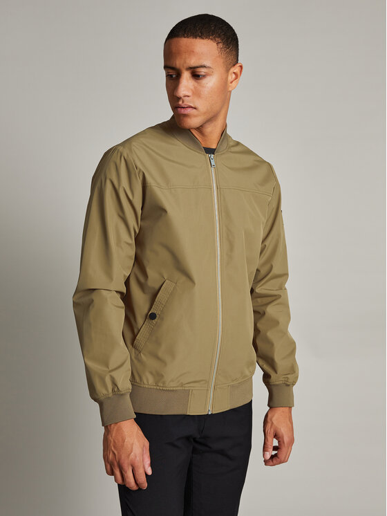 Matinique Matinique Bomber-jakk Clay 30205869 Khakivärviline Regular Fit