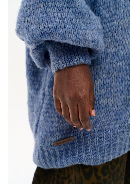 blue shadow blue shadow Sweter Lixi Niebieski Regular Fit