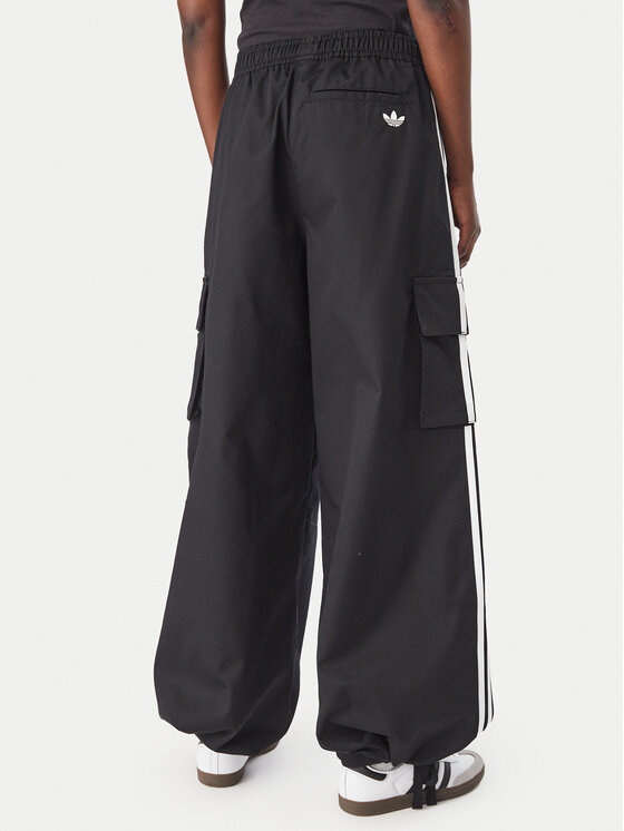 adidas adidas Долнище анцуг Firebird Adilenium Twill 3S Cargo Trousers KQ6428 Черен Relaxed Fit