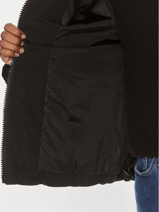 Calvin Klein Jeans Calvin Klein Jeans Μπουφάν χειμωνιάτικο J20J221901 Μαύρο Regular Fit