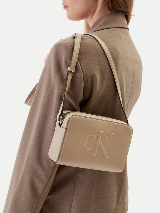 Calvin Klein Jeans Calvin Klein Jeans Τσάντα Sculpted Ew Camera Bag20 LV04K3036G Μπεζ