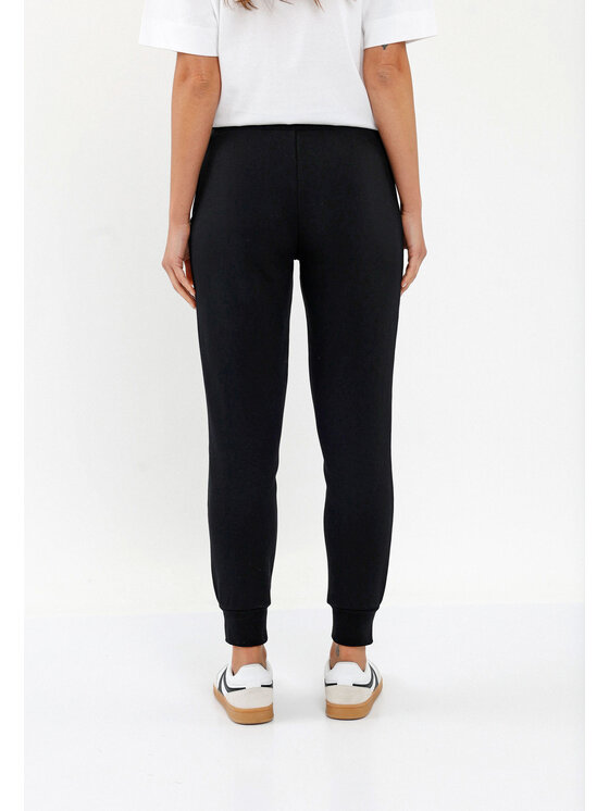 Volcano Volcano Spodnie dresowe N-VENIS Czarny Regular Fit