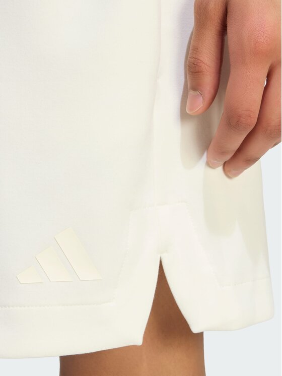 adidas adidas Szorty sportowe Soft Lux KU7929 Kremowy Loose Fit
