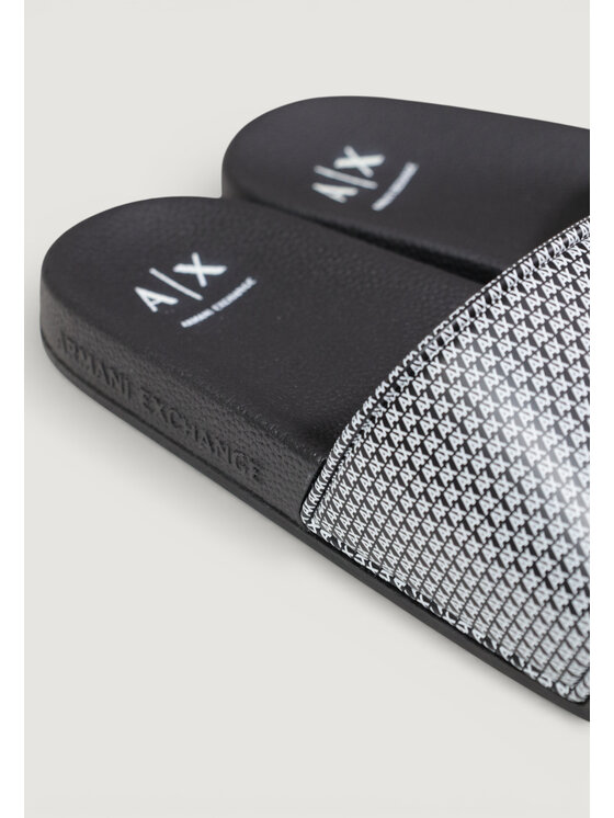 Armani Exchange Armani Exchange Шльопанці XM002886 AF24948 MC562 Чорний