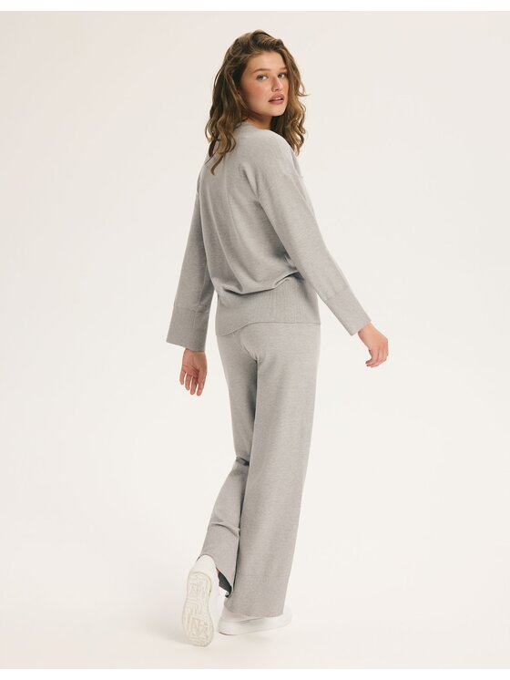 Esotiq Esotiq Komplet sweter i spodnie materiałowe 46082 Szary Regular Fit