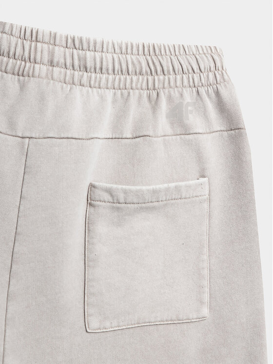4F 4F Pantaloni scurți sport 4FSS23TSHOM052 Bej Regular Fit