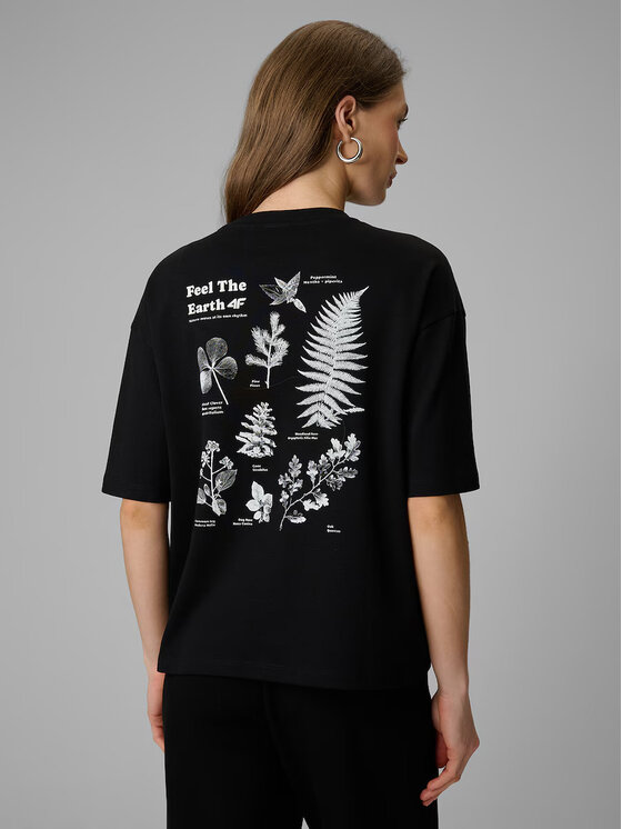4F 4F T-Shirt CAMP Czarny Regular Fit