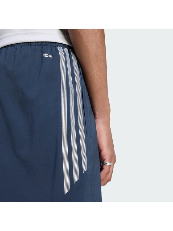 adidas adidas Szorty materiałowe 159225 Błękitny Regular Fit