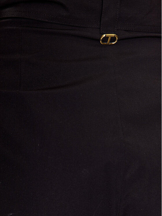 TWINSET TWINSET Šortky z materiálu 231TT2126 Černá Regular Fit