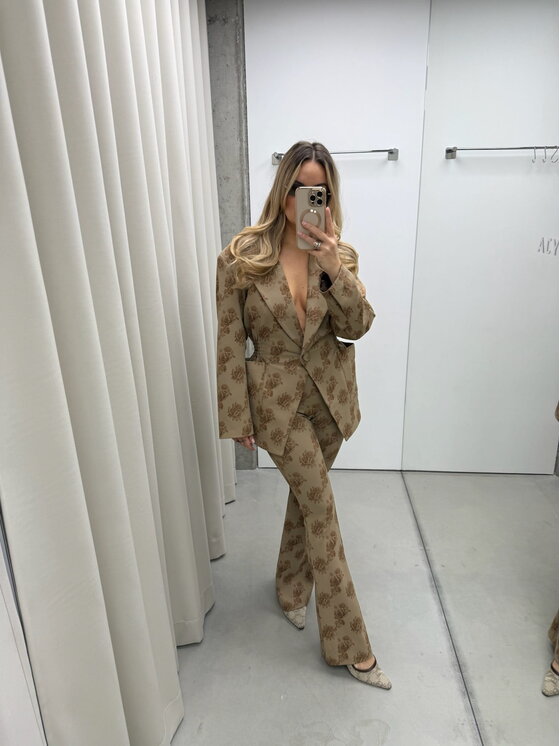 Magda Matyja Magda Matyja Spodnie materiałowe Vittoria Flare Beżowy Slim Fit