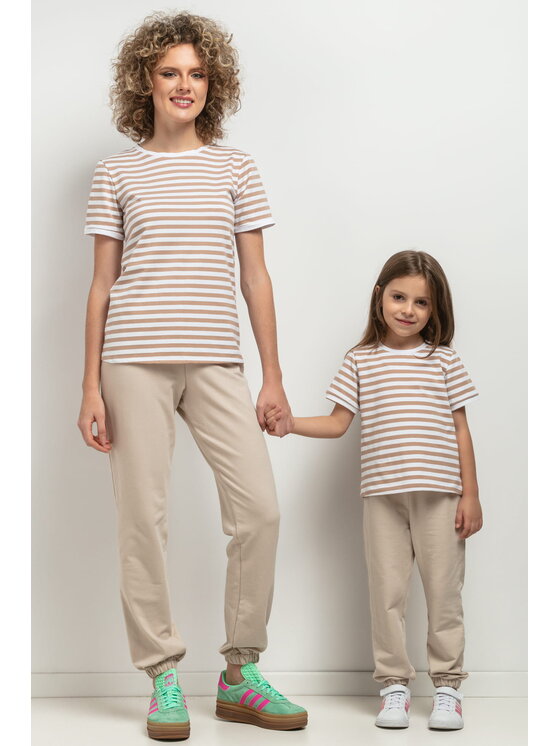 Tessita Tessita Bluzka BLUZKA MMD42_5_134 Beżowy Relaxed Fit