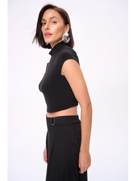 blue shadow blue shadow Top Noa Czarny Regular Fit
