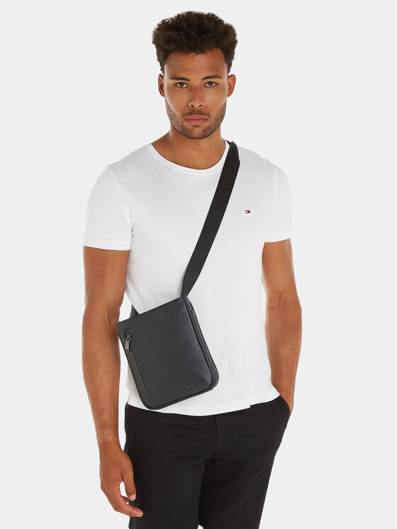 Tommy Hilfiger Tommy Hilfiger Ľadvinka Th Modern Pu Mini Crossover AM0AM12234 Čierna