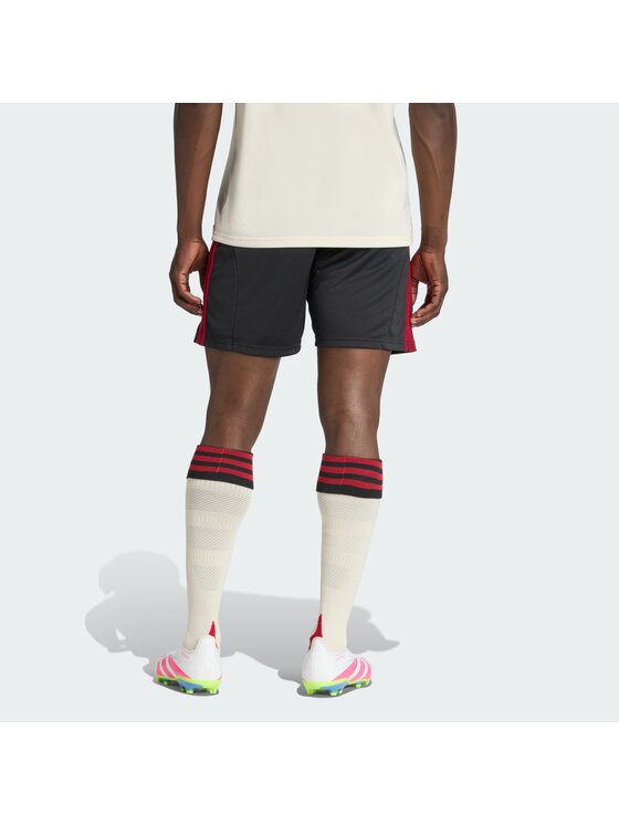 adidas adidas Szorty sportowe 157803 Czarny Regular Fit
