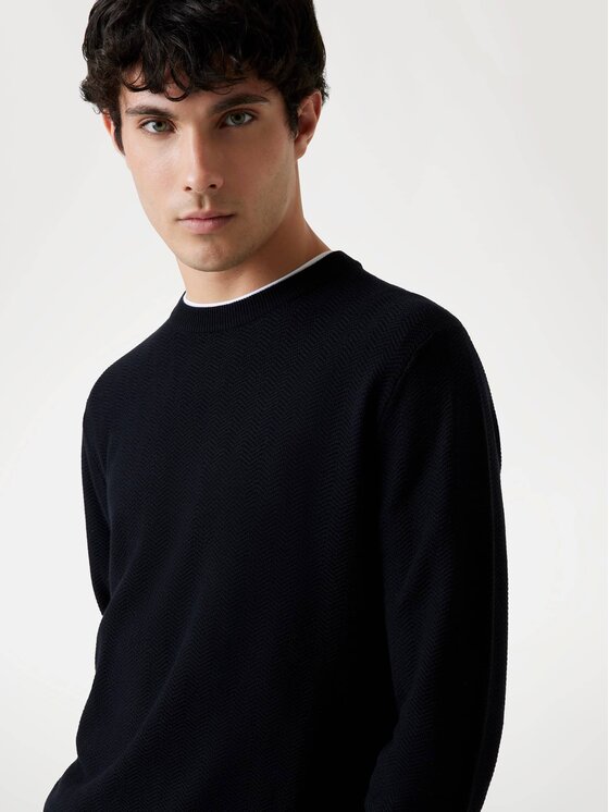 Guess Guess Sweter 176191 Czarny Classic Fit