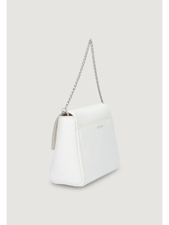 Calvin Klein Calvin Klein Borsetta EMBLEM HW PEBBLE CROSSBODY 20 Bianco