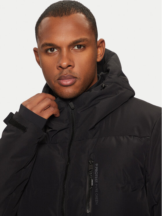 Protest Protest Skijacke Superior24 6711244 Schwarz Slim Fit