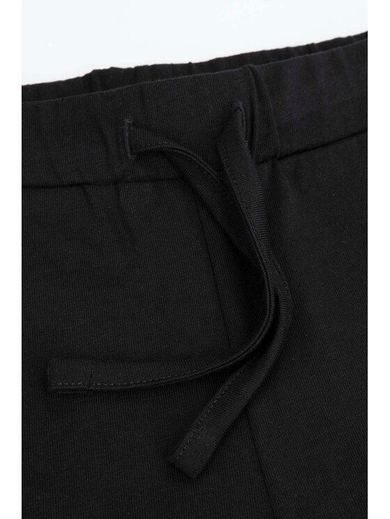 Coccodrillo Coccodrillo Szorty ZC3121401GYM-021 Czarny Regular Fit