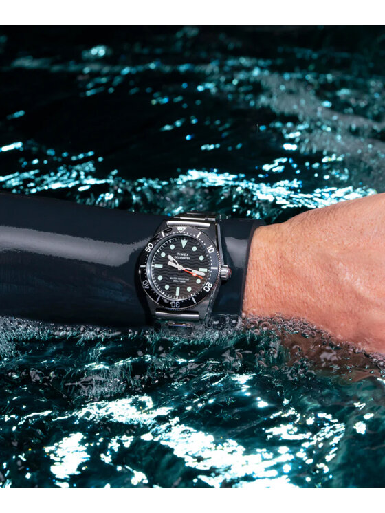 Timex Timex Hodinky TW2W95200 Stříbrná
