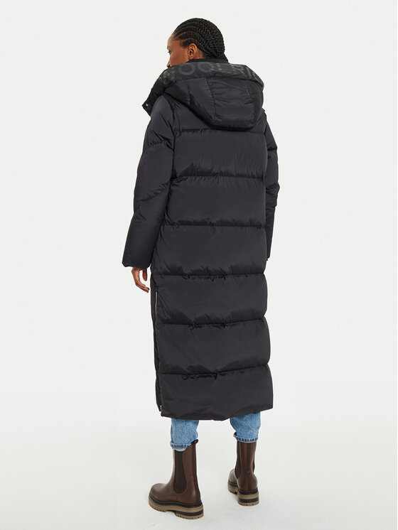 Woolrich Kurtka puchowa Aurora CFWWOU0698FRUT1148 Czarny Regular Fit Modivo.pl