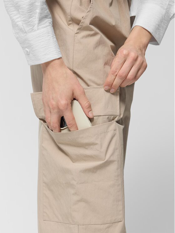 Outhorn Outhorn Pantaloni di tessuto OTHWSS24TTROF727-83S Marrone Loose Leg