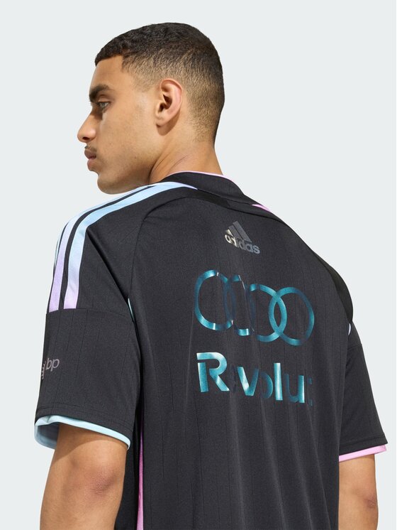 adidas adidas T-Shirt 167944 Czarny Regular Fit