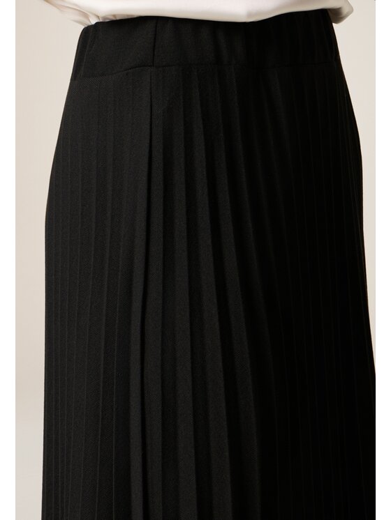 Oltre Oltre Gonna midi 1016J000315N033 Nero A-Line Fit