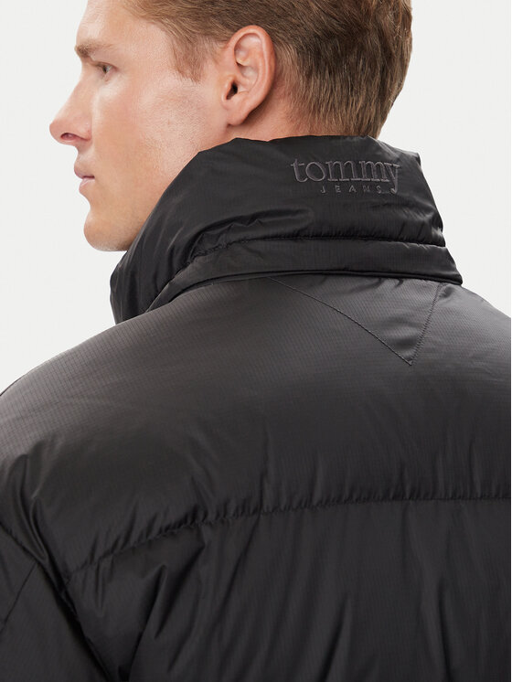 Tommy Jeans Tommy Jeans Geacă din puf DM0DM22036 Negru Regular Fit