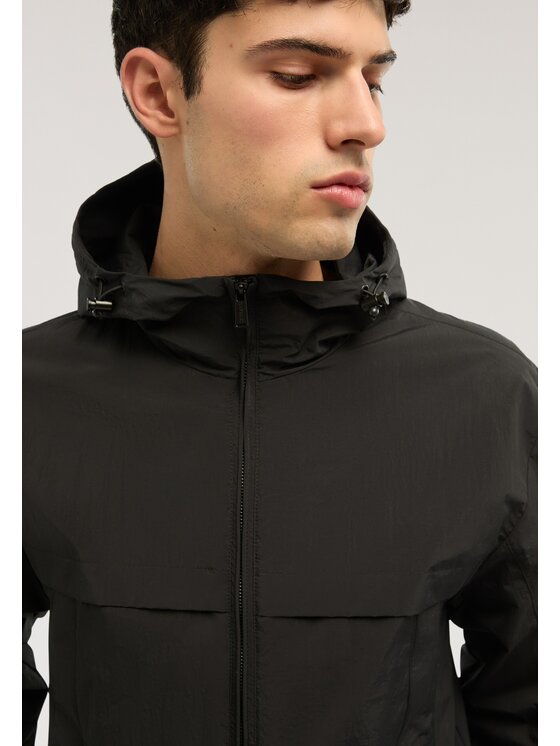 Trussardi Trussardi Płaszcz zimowy R006M000024N033 Czarny Over Fit