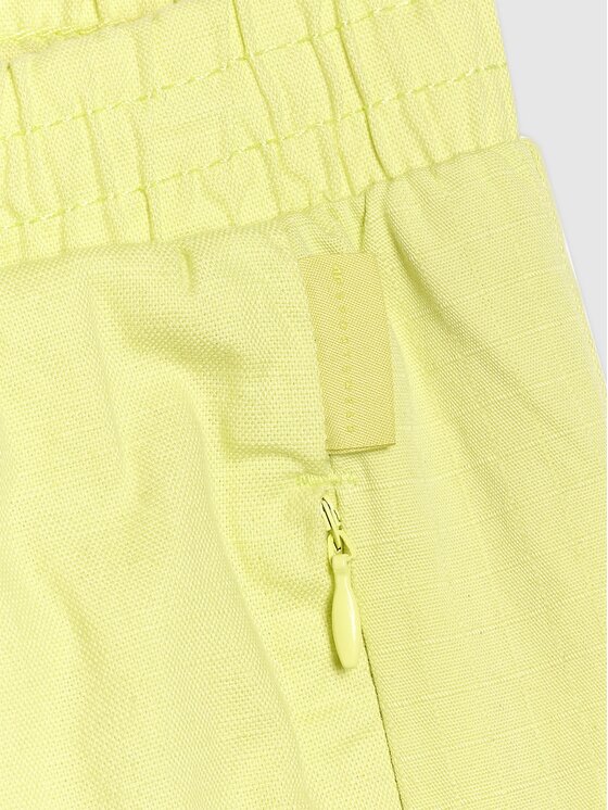 4F 4F Pantaloni di tessuto 4FRSS25TTROF1448-73S Giallo Relaxed Fit