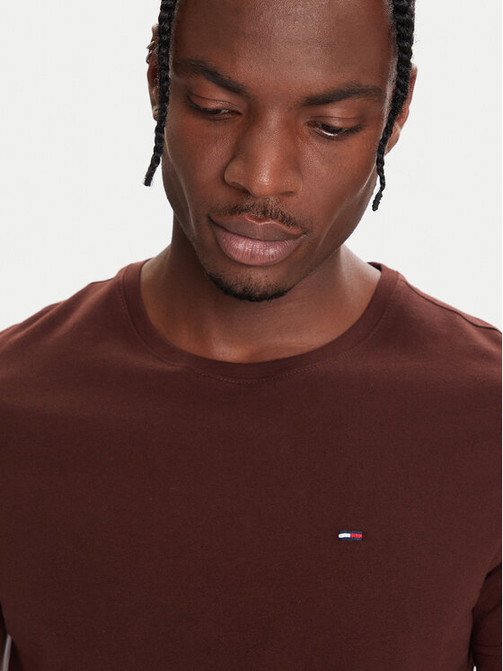 Tommy Jeans Tommy Jeans T-shirt DM0DM04411 Smeđa Regular Fit